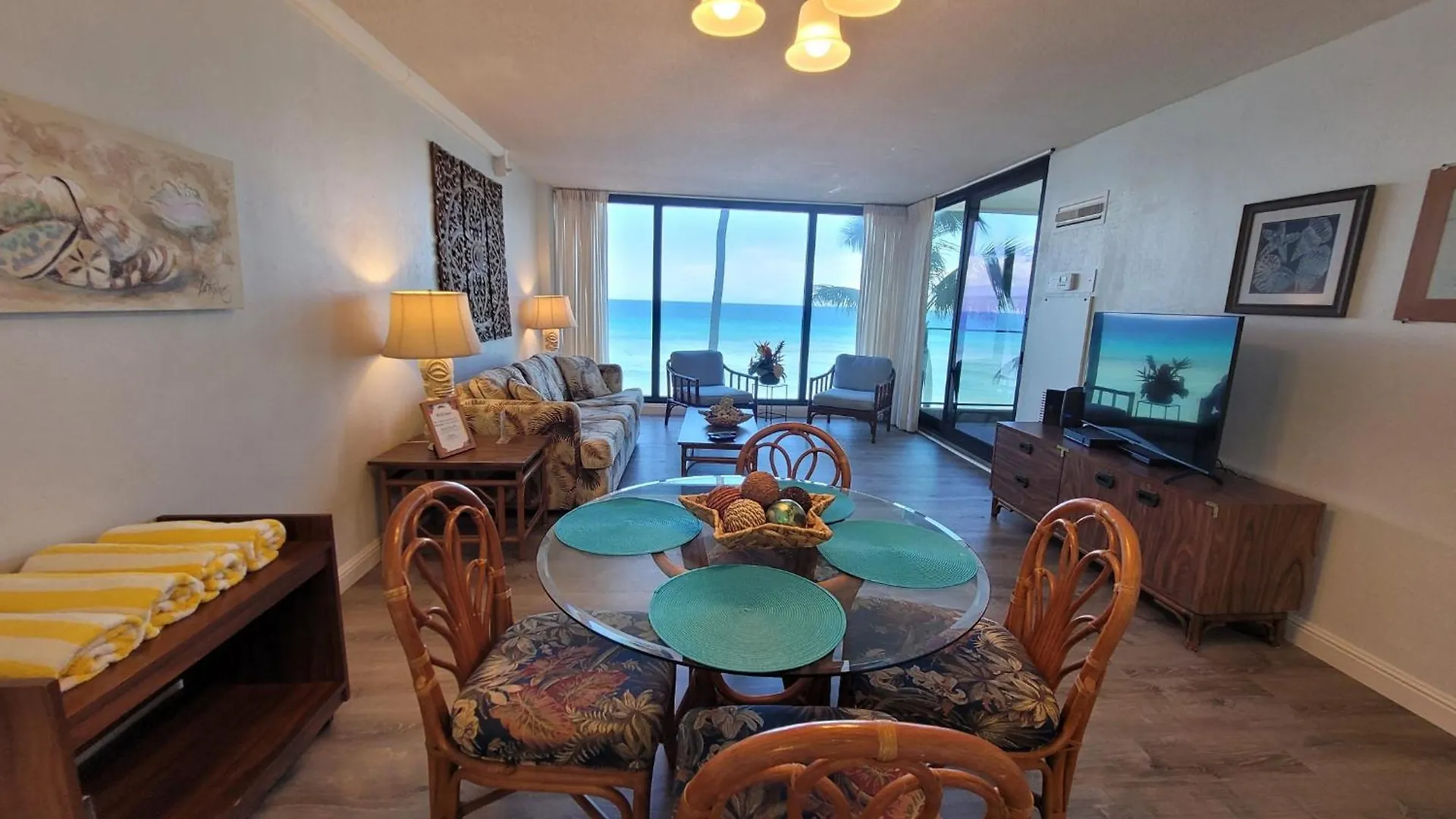 Dom wakacyjny Willa Oceanfront Views & Remodeled! - Mk306 Kahana