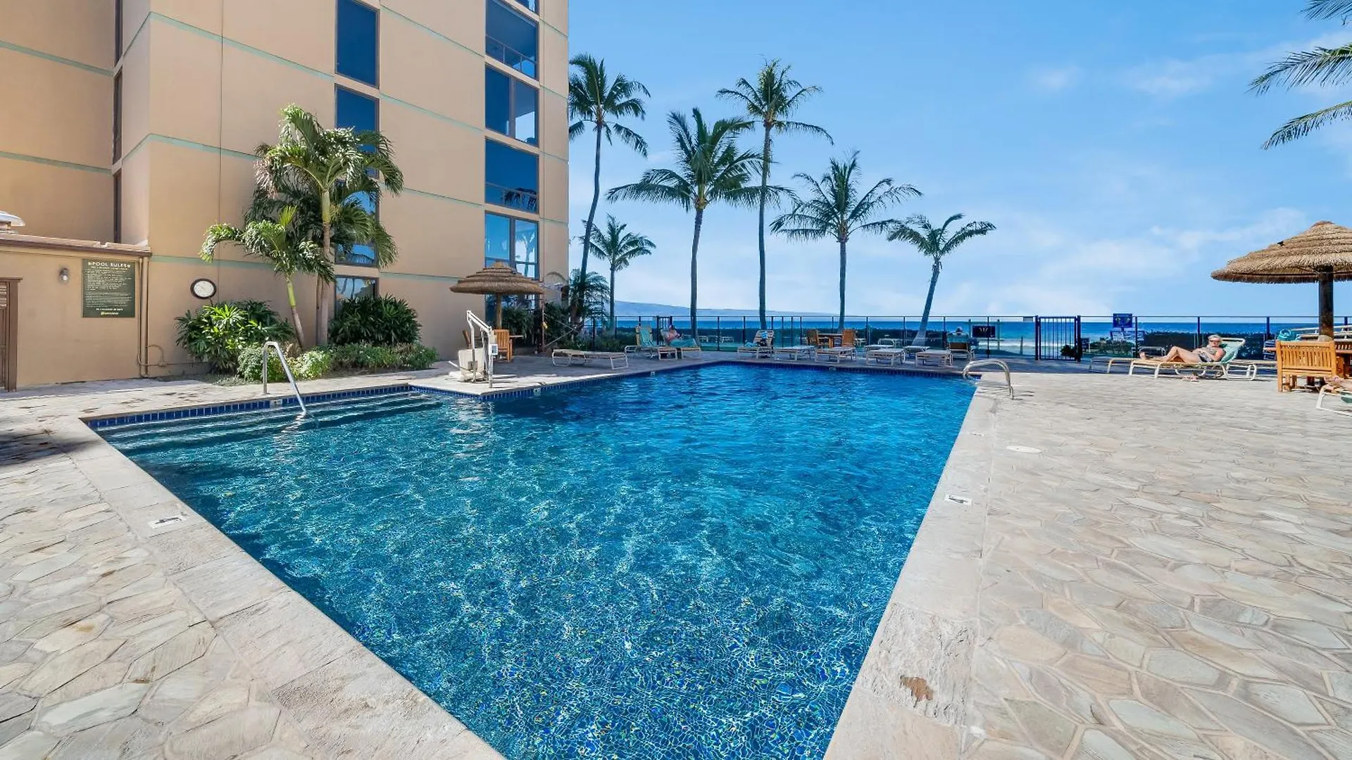 Willa Oceanfront Views & Remodeled! - Mk306 Kahana Dom wakacyjny
